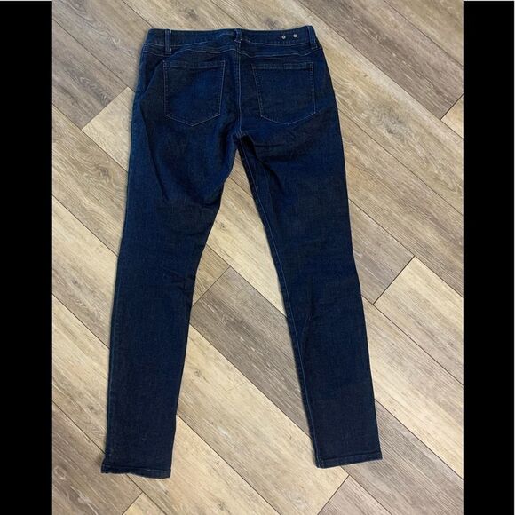 Cabi Skinny Jeans  - Picture 2 of 8